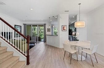 8111 Villa Grande Ct in Sarasota, FL - Foto de edificio - Building Photo