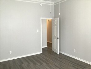 5026 Chase Stone Dr in Bacliff, TX - Building Photo - Building Photo