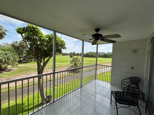 property at 3051 S Palm Aire Dr