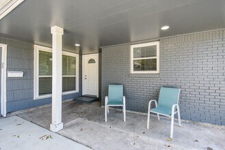 7926 Ridgeview Dr in Houston, TX - Building Photo - Building Photo