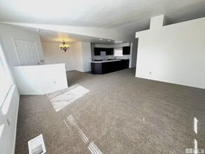 3320 Socrates Dr in Reno, NV - Building Photo - Building Photo