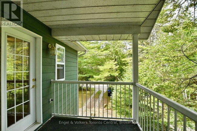 21 47th St N in Wasaga Beach, ON - Building Photo - Building Photo