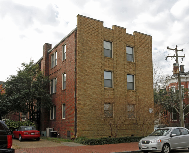 Rosemyr Apartments in Norfolk, VA - Building Photo - Building Photo