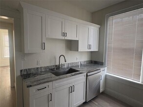 729 E Palmetto St in Lakeland, FL - Building Photo - Building Photo