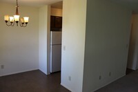 105 Country Club Dr, Unit B3 photo'