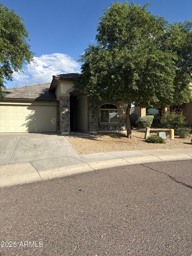 property at 5623 S 27th Dr