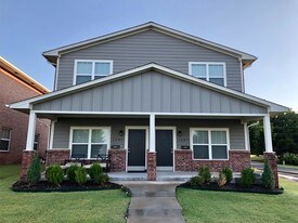 1281 E Main St in Edmond, OK - Building Photo