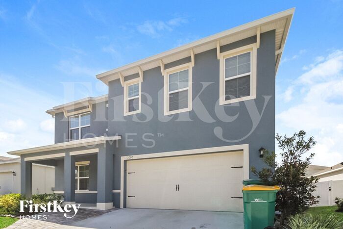 3085 Bethpage Loop in Mount Dora, FL - Foto de edificio