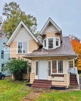 3880 W 37th St in Cleveland, OH - Building Photo