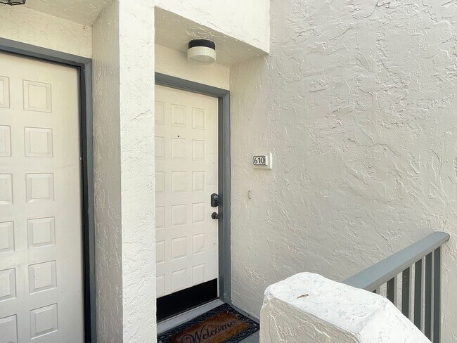 610 Sweetbay Cir in Winter Haven, FL - Foto de edificio - Building Photo