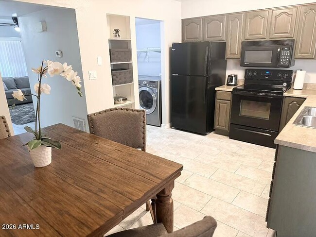 property at 1115 E Fremont Dr