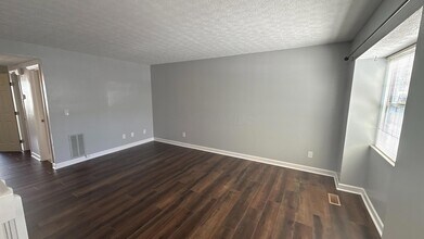8189 Baltimore Ave, Unit 7C in Westerville, OH - Building Photo - Building Photo