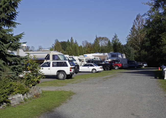 10925 Evergreen Way in Everett, WA - Building Photo - Building Photo