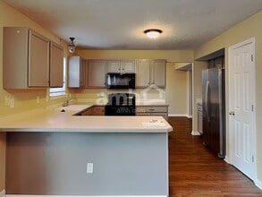 1777 Woodstock Dr in Brownsburg, IN - Building Photo - Building Photo