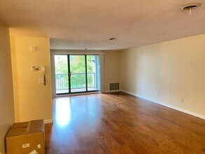 255 North Rd, Unit xx in Chelmsford, MA - Foto de edificio - Building Photo