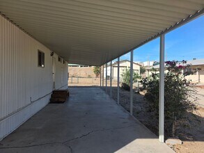 1457 Luna Ln in Bullhead City, AZ - Building Photo - Building Photo
