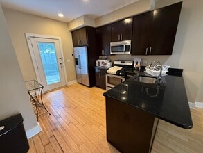 515 N Budd St in Philadelphia, PA - Building Photo - Building Photo