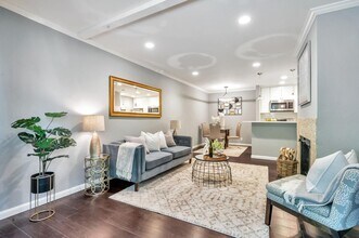 355 Half Moon Ln in Daly City, CA - Building Photo - Building Photo