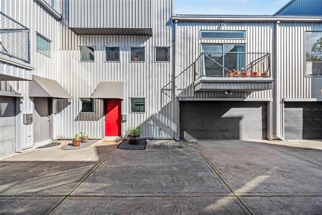 property at 2612 Chenevert St