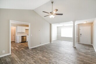 1312 S Hampton Ct in Nashville, TN - Building Photo - Building Photo