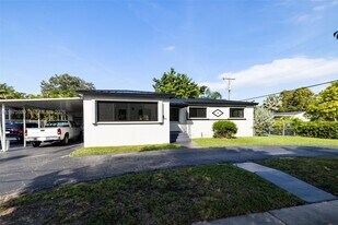 3401 SW 17th St in Miami, FL - Building Photo