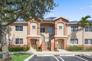 3504 Briar Bay Blvd in West Palm Beach, FL - Building Photo
