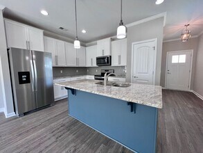 201 Sonoma Dr in Pooler, GA - Building Photo - Building Photo