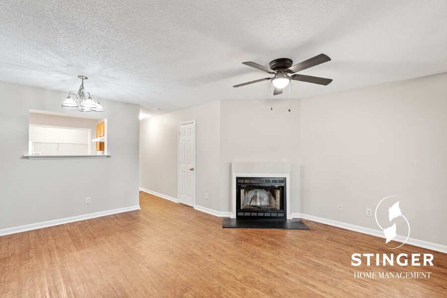 114 Tamara Ln in Port Royal, SC - Building Photo