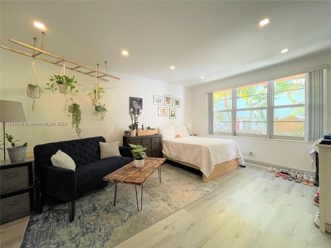 property at 1135 Meridian Ave