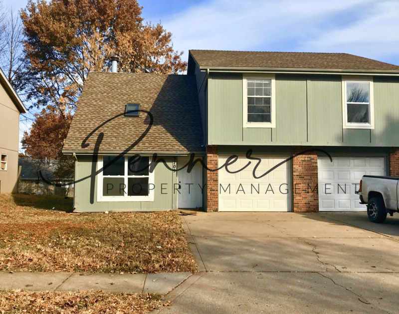 3709 SW Jackson St in Blue Springs, MO - Building Photo