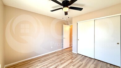 9256 W Purdue Ave in Peoria, AZ - Building Photo - Building Photo