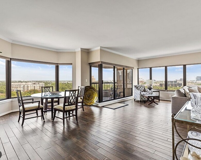 3030 McKinney Ave in Dallas, TX - Building Photo