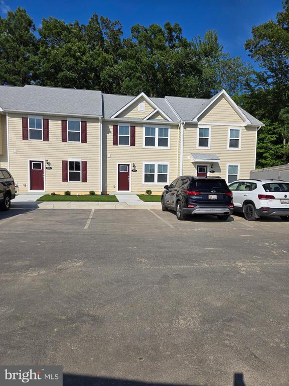 property at 803 Blue Wing Ct