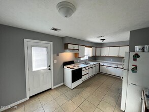 101 Downing St-Unit -A in Panama City Beach, FL - Building Photo - Building Photo