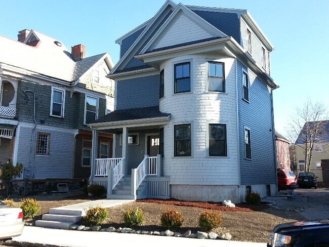 84 Linden St in Boston, MA - Building Photo - Building Photo