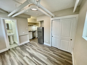 1575 N Gaylord St in Denver, CO - Building Photo - Building Photo