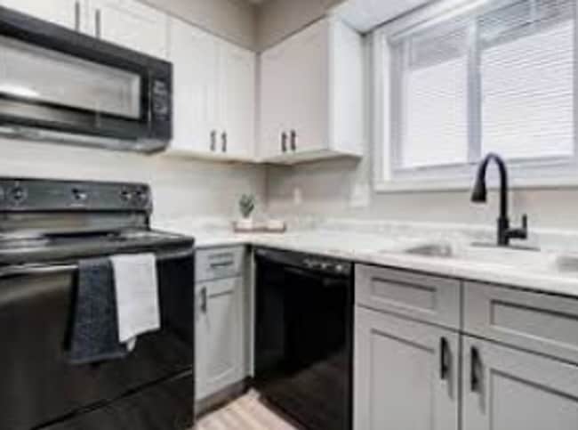 property at 3201 Fairfield Ave