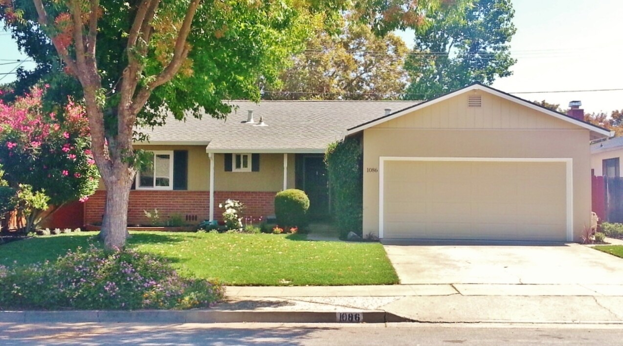 1086 Robin Way in Sunnyvale, CA - Building Photo