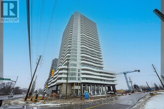 1010 Sandy Beach Rd in Pickering, ON - Building Photo - Building Photo