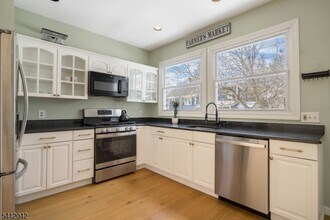 30 Sussex Ave in Morristown, NJ - Building Photo - Building Photo