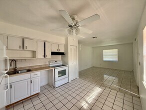 733 Michigan Ct in St. Cloud, FL - Building Photo - Building Photo