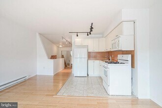 620 S 19th St-Unit -3 in Philadelphia, PA - Foto de edificio - Building Photo