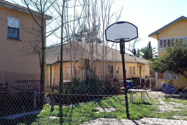 441 W 15th St in San Bernardino, CA - Building Photo - Building Photo