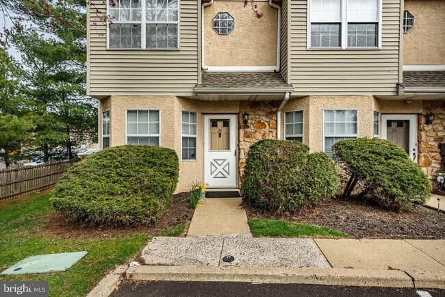 765 Limekiln Pike in Glenside, PA - Building Photo - Building Photo