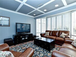 120 World of Tennis Sq in Lakeway, TX - Building Photo - Building Photo