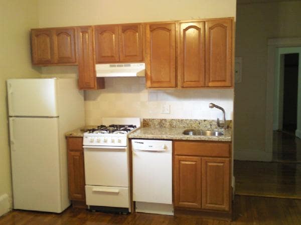 1412 Commonwealth Ave in Boston, MA - Building Photo - Building Photo