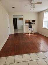 566 Crane St in Baton Rouge, LA - Building Photo - Building Photo