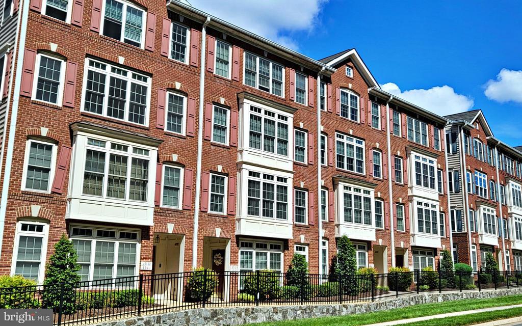 4539 Whittemore Pl in Fairfax, VA - Building Photo
