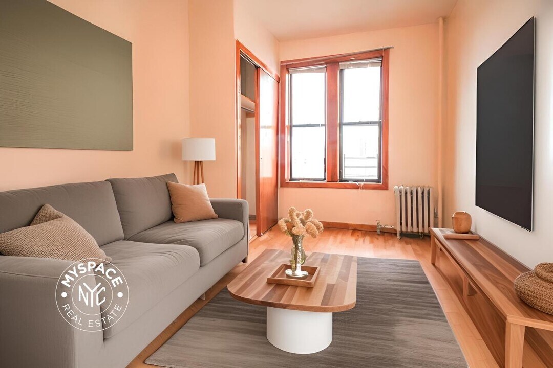 77 Division Ave, Unit 34 in Brooklyn, NY - Building Photo