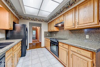 6909 Ramoth Dr in Jacksonville, FL - Building Photo - Building Photo